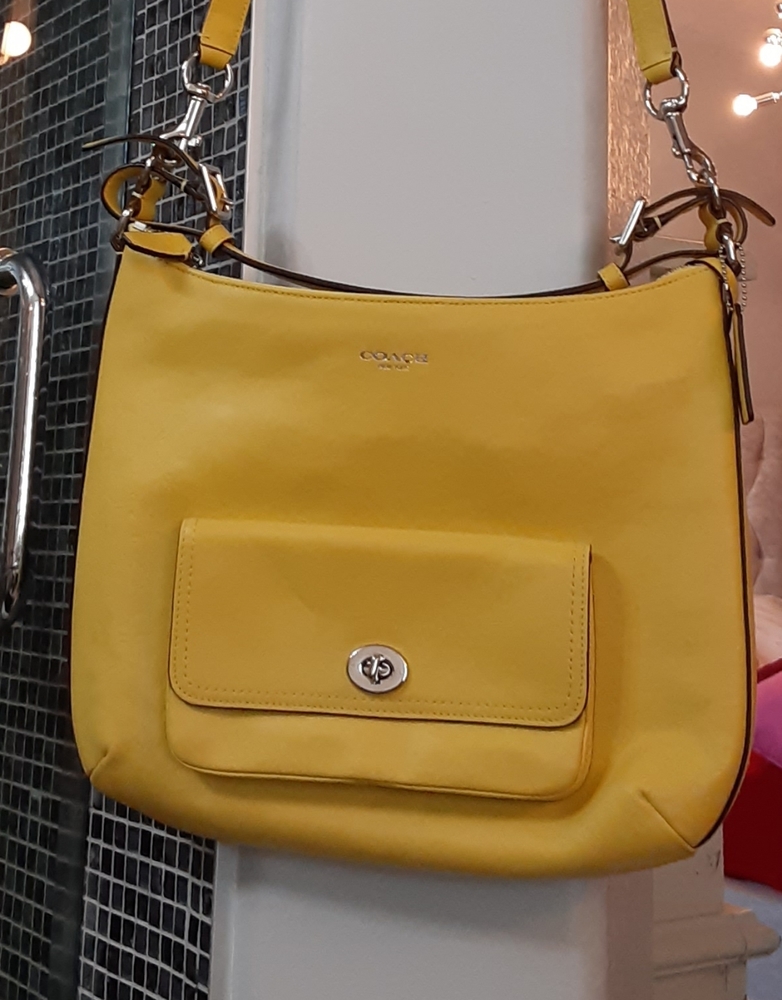 COACH LEGACY # 22381 Leather Bag Purse Crossbody